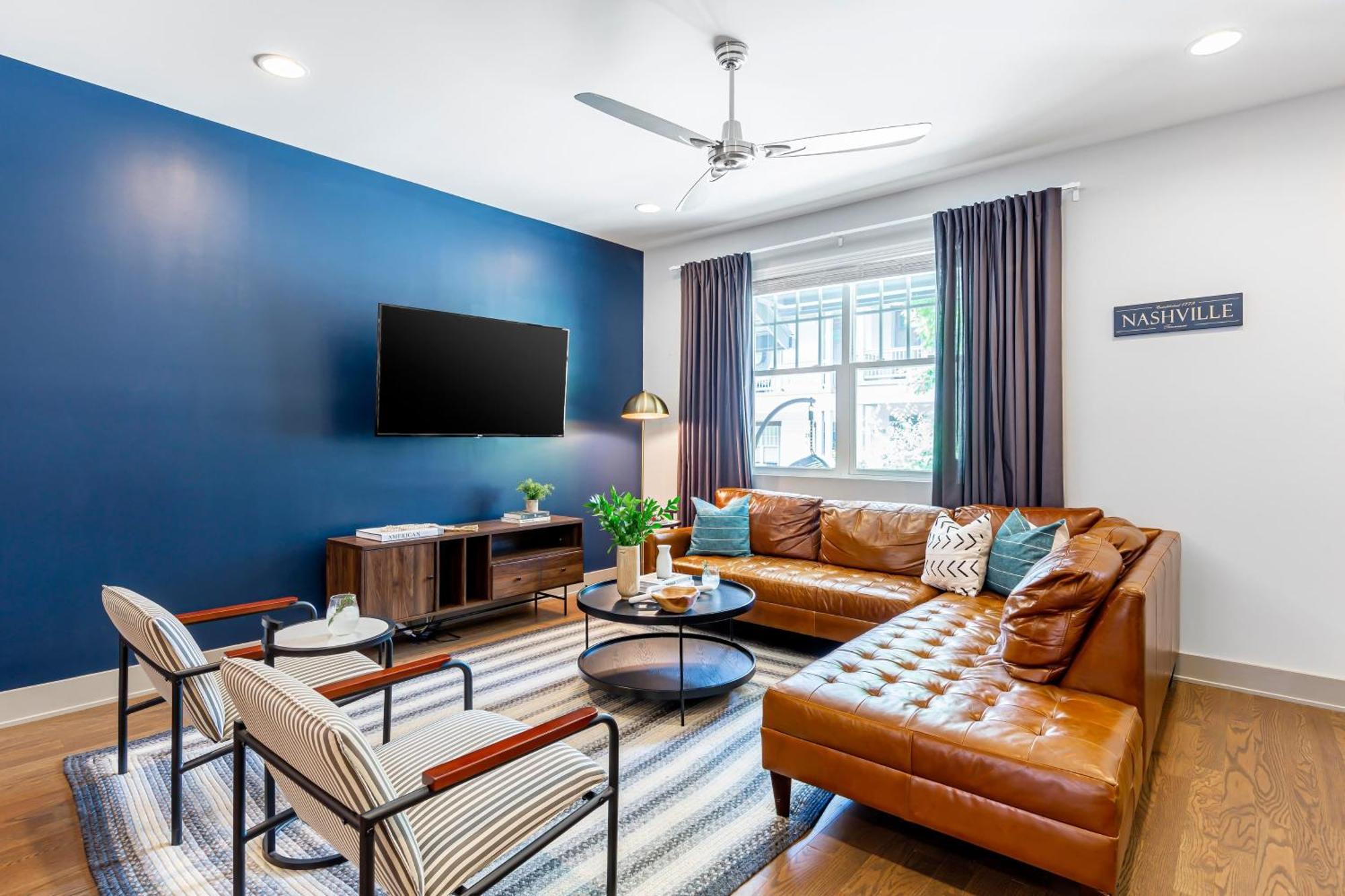 Waverly By Avantstay Nashville-Inspired Townhome W Luxury Kitchen Pool Table Exteriör bild