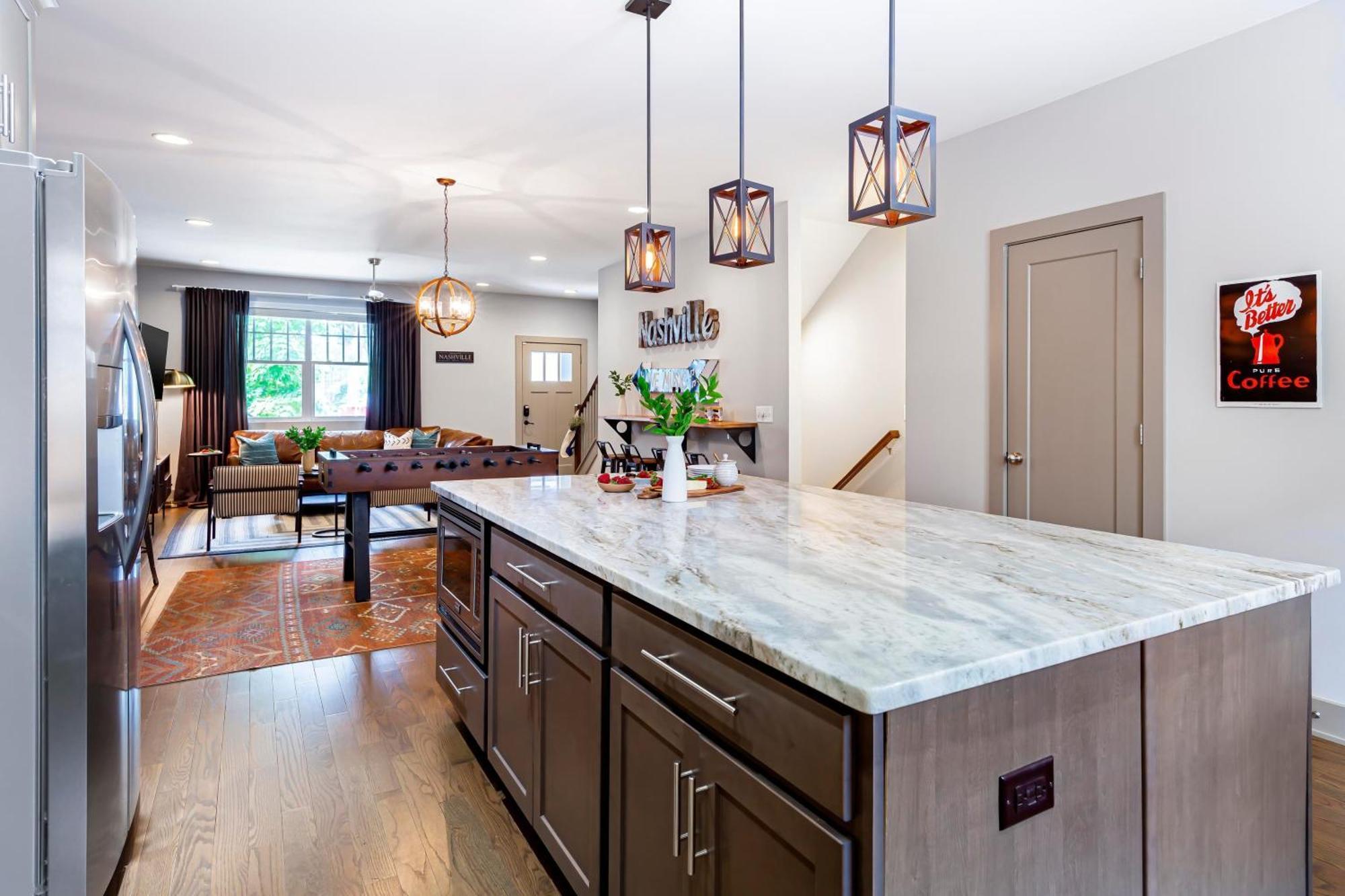 Waverly By Avantstay Nashville-Inspired Townhome W Luxury Kitchen Pool Table Exteriör bild
