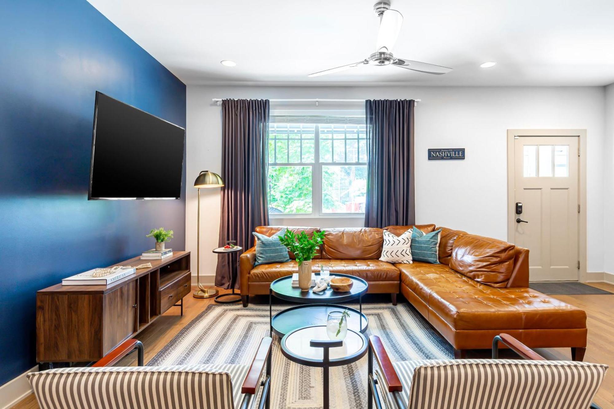 Waverly By Avantstay Nashville-Inspired Townhome W Luxury Kitchen Pool Table Exteriör bild