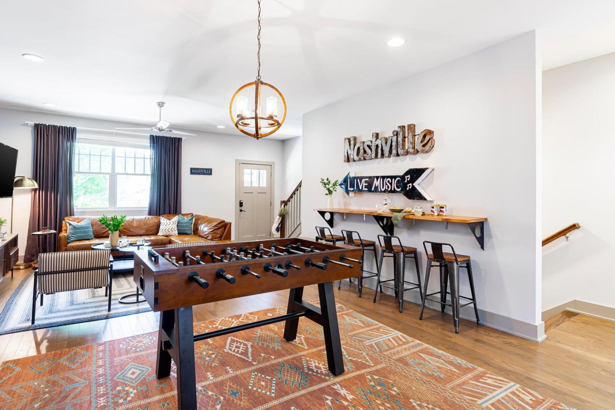 Waverly By Avantstay Nashville-Inspired Townhome W Luxury Kitchen Pool Table Exteriör bild